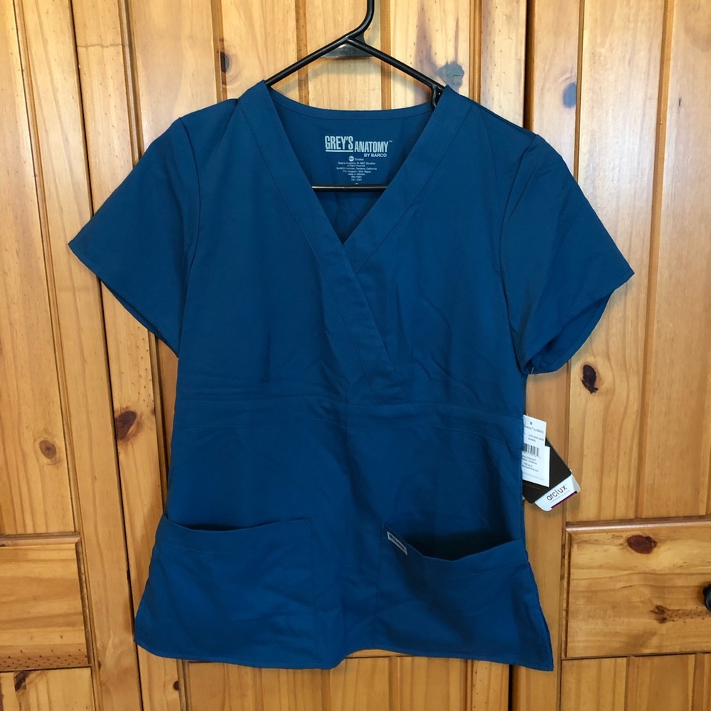 NWT Grey’s Anatomy Mick Wrap Scrub top